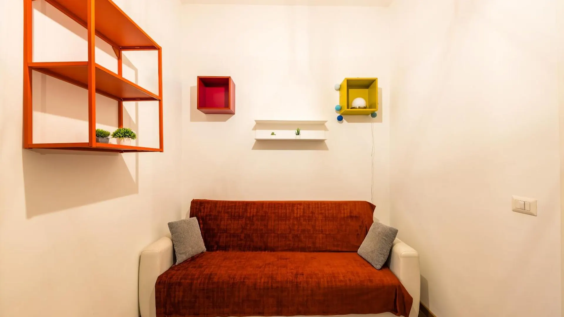 A Due Passi - Quartieri Spagnoli Naples Apartment