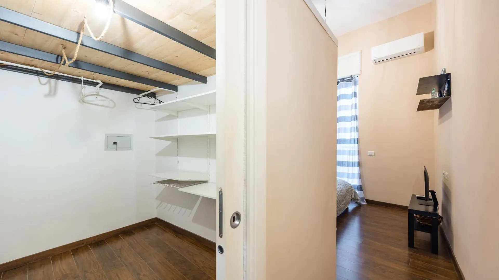 Apartment A Due Passi - Quartieri Spagnoli Naples