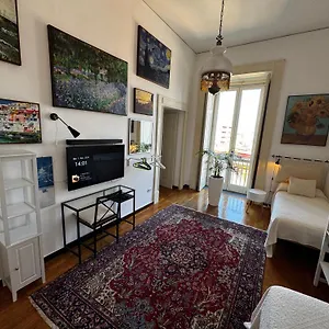 Appartamento Interno 12, Napoli