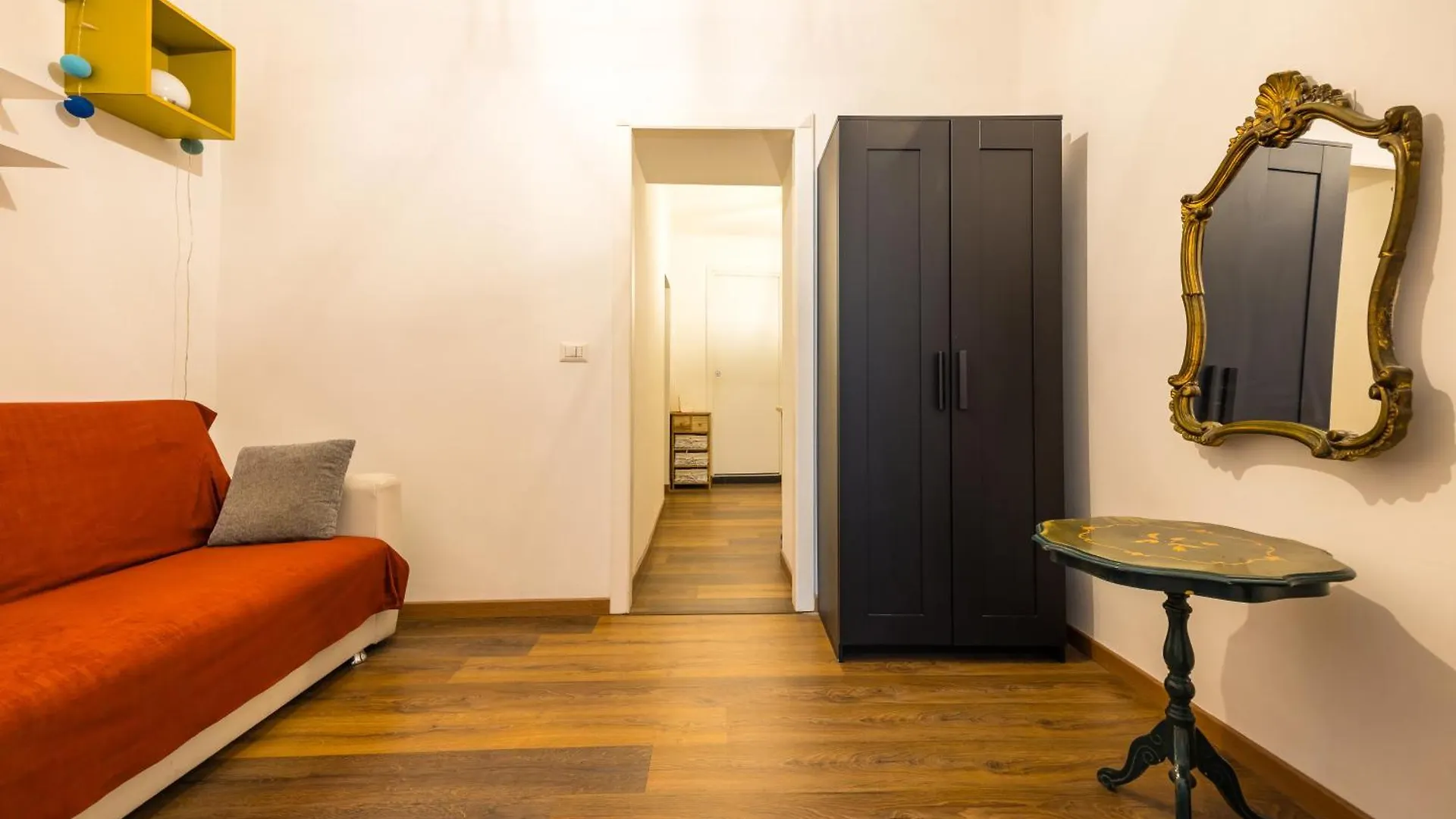 A Due Passi - Quartieri Spagnoli Naples Apartment